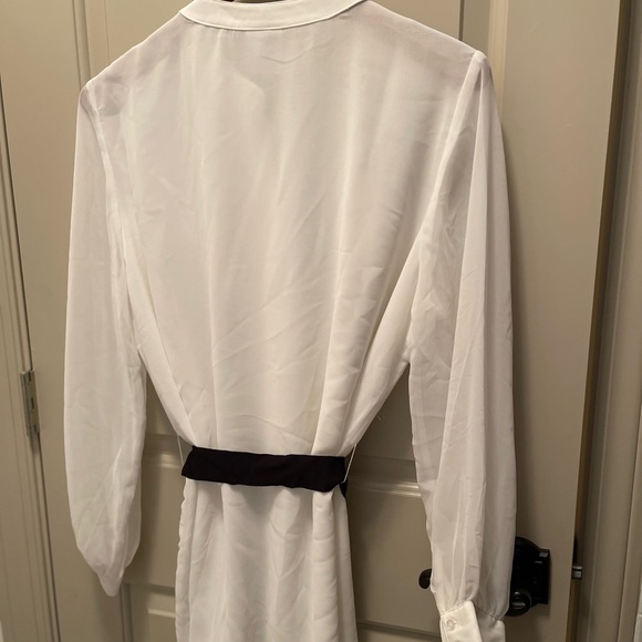 Blouse - Picture 2 of 4